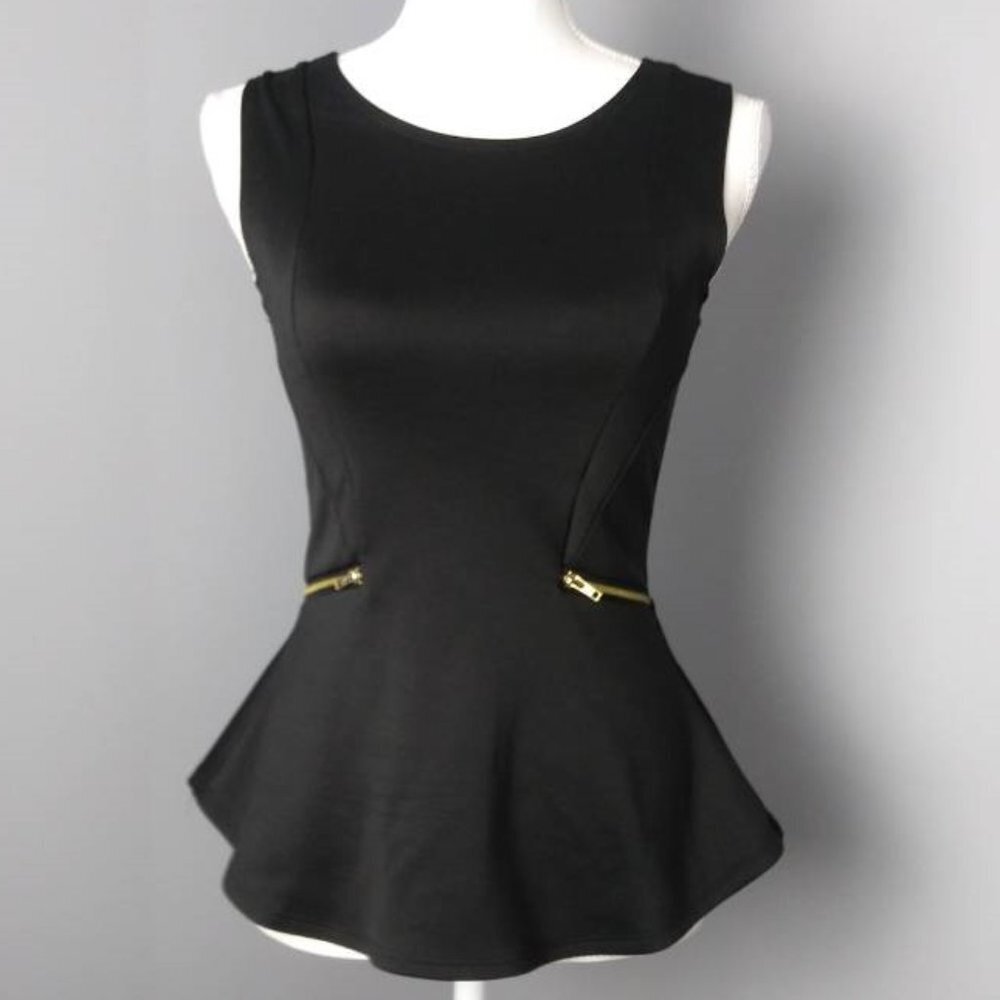 B Jewel Sleeveless Top With Flared Waist Size SM